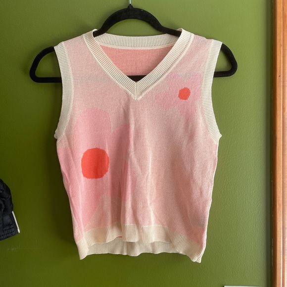 Floral patterned vest - Picture 1 of 4